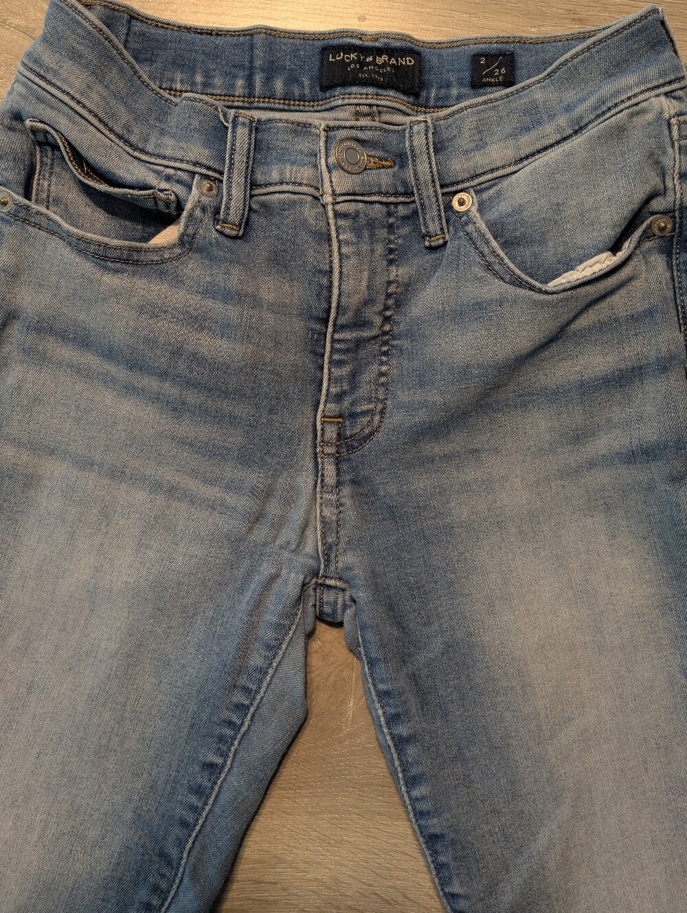 Lucky Brand Light Blue Mid Rise Denim Jeans - Picture 6 of 6